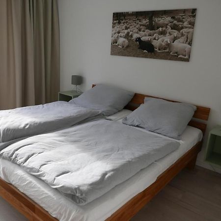 Grasshoppers Apartment Mossingen Bagian luar foto