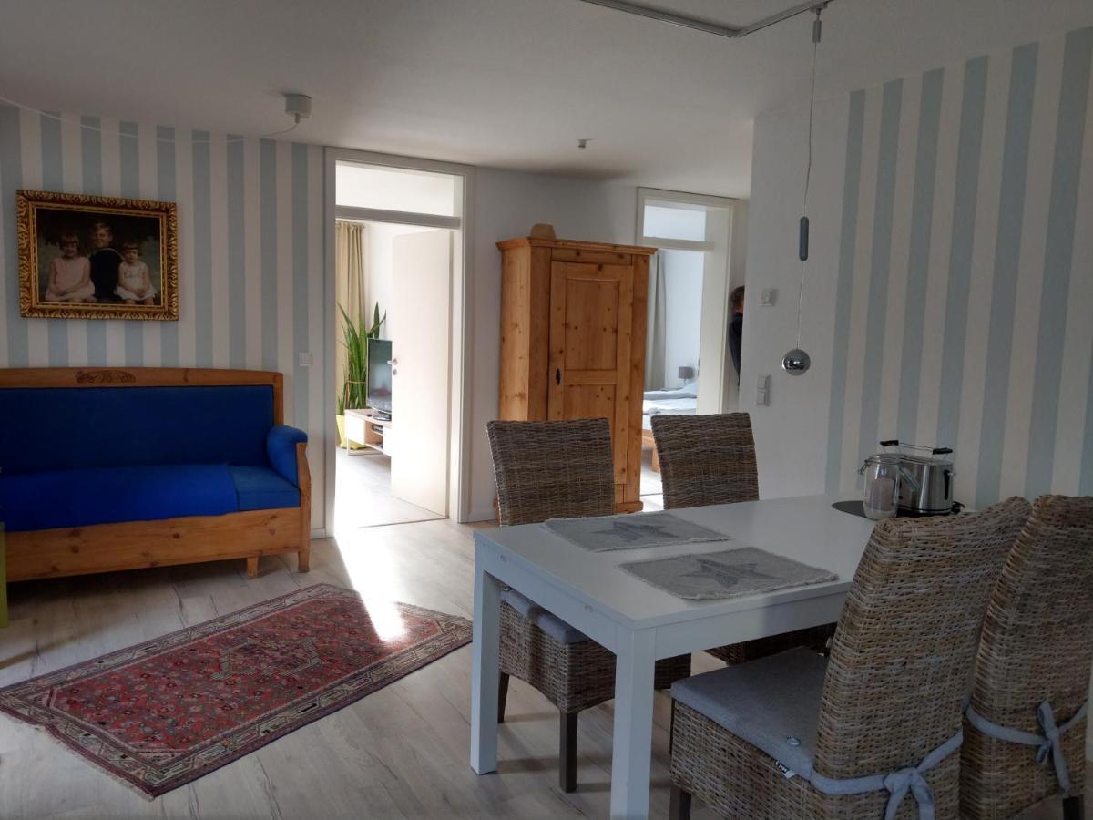 Grasshoppers Apartment Mossingen Bagian luar foto